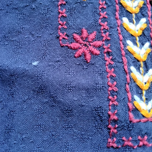 LC Waikiki Casual Embroidered Navy Boho Slit 3/4 Sleeves Blouse Women's Size M - Picture 5 of 15